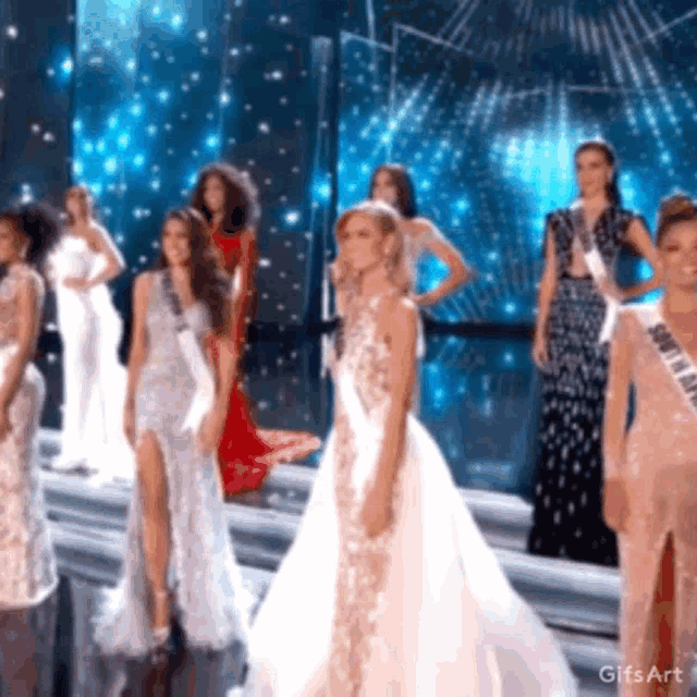 Miss Universe Beauty Pageant GIF - Miss Universe Beauty Pageant Surprised GIFs