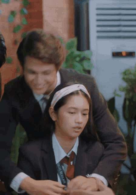 Kaorhys Hesintoher GIF