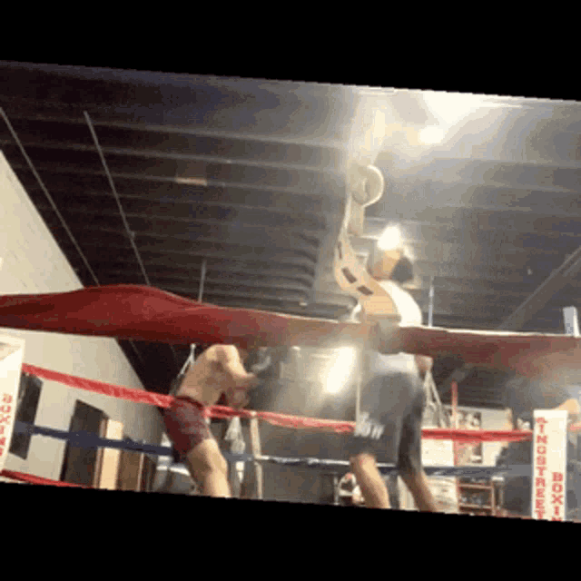 Sparring Boxing GIF - Sparring Boxing Fight GIFs