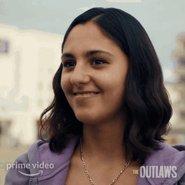 Chuckle Rani Rekowski GIF - Chuckle Rani Rekowski The Outlaws GIFs