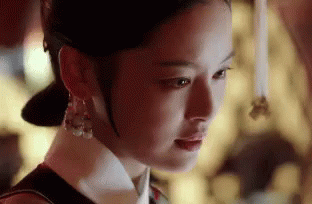 如懿传，辛芷蕾 GIF - Ruyis Royal Love In The Palace Xin Zhi Lei GIFs