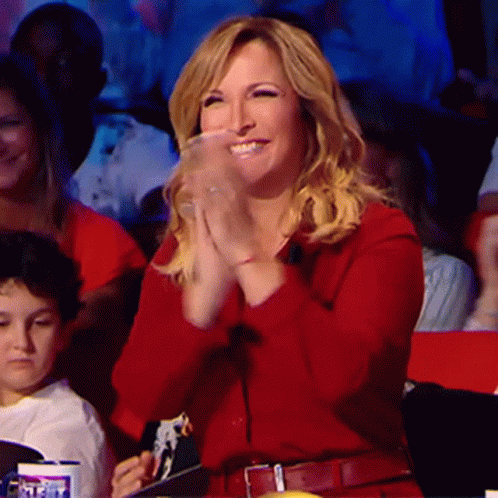 Clapping La France A Un Incroyable Talent GIF - Clapping La France A Un Incroyable Talent Well Done GIFs
