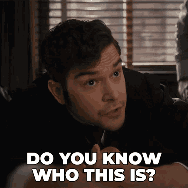 Do You Know Who This Is Llewellyn Watts GIF - Do You Know Who This Is Llewellyn Watts Murdoch Mysteries GIFs