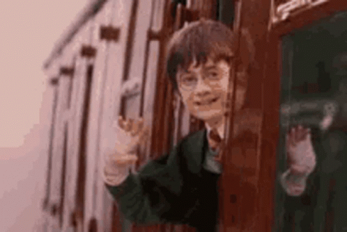 Harry Potter Waving GIF - Harry Potter Waving Bye GIFs