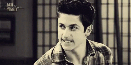 Wizards Of Waverly Place David Henrie GIF - Wizards Of Waverly Place David Henrie Snarl GIFs