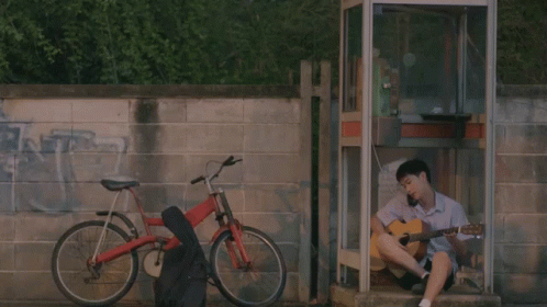 Playing Guitar The Yearbook GIF - Playing Guitar The Yearbook Ultimatetroop GIFs