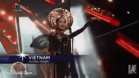 Phamhuongbee Vietnam GIF - Phamhuongbee Vietnam Beauty Pageant GIFs