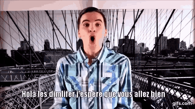 a man in a plaid shirt says hola les dimitir i 'espere que vous allez bien ..
