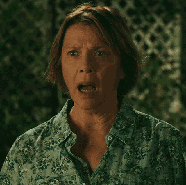Wow Marge Selbee GIF - Wow Marge Selbee Annette Bening GIFs