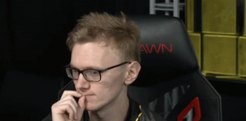 Think Concentrate GIF - Think Concentrate Esports GIFs