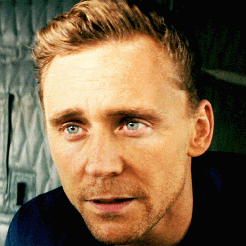 Tom Hiddleston GIF - Tom Hiddleston Kong GIFs