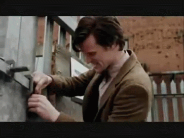 Sonicing And Entering...Not Very Effective This Time GIF - Mattsmith Audio Drwho GIFs