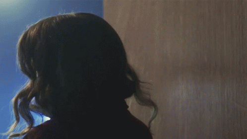 Hit The Door Ashland GIF - Hit The Door Ashland Over The Moon Song GIFs