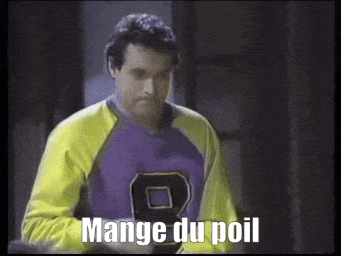 a man wearing a yellow and purple jersey with the letter r on it says mange du poil