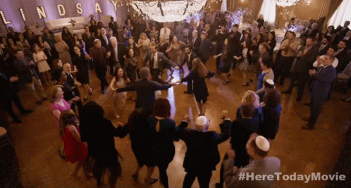 Dancing Here Today GIF - Dancing Here Today Celebration GIFs