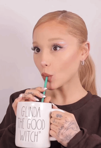 Ariana Grande Rem Beauty Ari Makeup GIF - Ariana Grande Rem Beauty Ariana Ari Makeup GIFs
