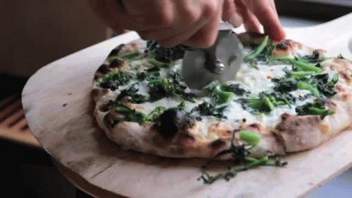 Homemade Pizza GIF - Pizza Home Made Jim Lahey GIFs