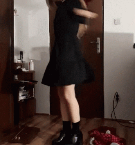 Dance Brysiunya GIF - Dance Brysiunya Black Dress GIFs