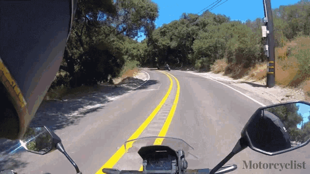 Driving Motorcyclist Magazine GIF - Driving Motorcyclist Magazine Motorcyclist GIFs