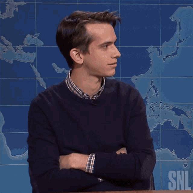 Crossed Arms Saturday Night Live GIF - Crossed Arms Saturday Night Live Annoyed GIFs