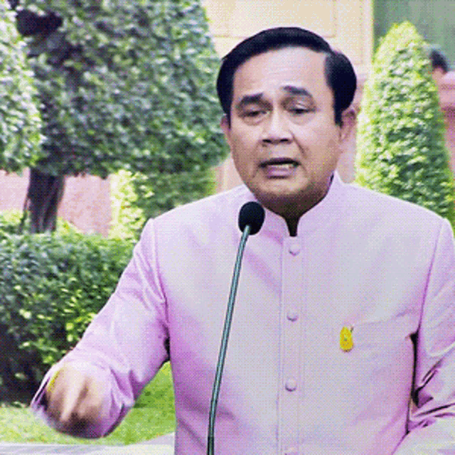 Thai Politician Pointing At You GIF - Thai Politician Pointing At You When Ming Is Not Ming GIFs