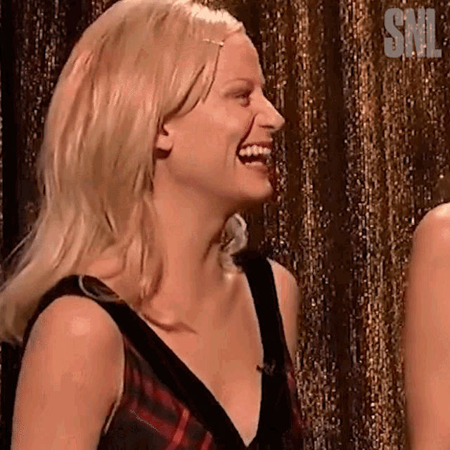 Nervous Laugh Amy Poehler GIF - Nervous Laugh Amy Poehler Saturday Night Live GIFs