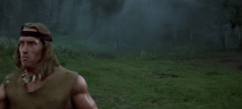 Arnold Schwarzenegger GIF - Arnold Schwarzenegger Sword GIFs