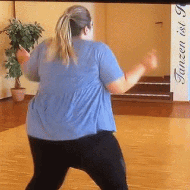 Fat Girl Happy Dance GIF - Fat Girl Happy Dance Fat GIFs