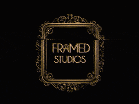a picture frame with the words framed studios written inside of it