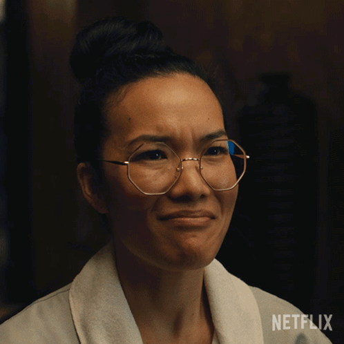 I Dont Wanna Bother Amy Lau GIF - I Dont Wanna Bother Amy Lau Ali Wong GIFs