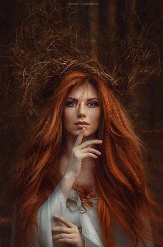 Elliered Hair Red GIF - Elliered Hair Red Witch GIFs