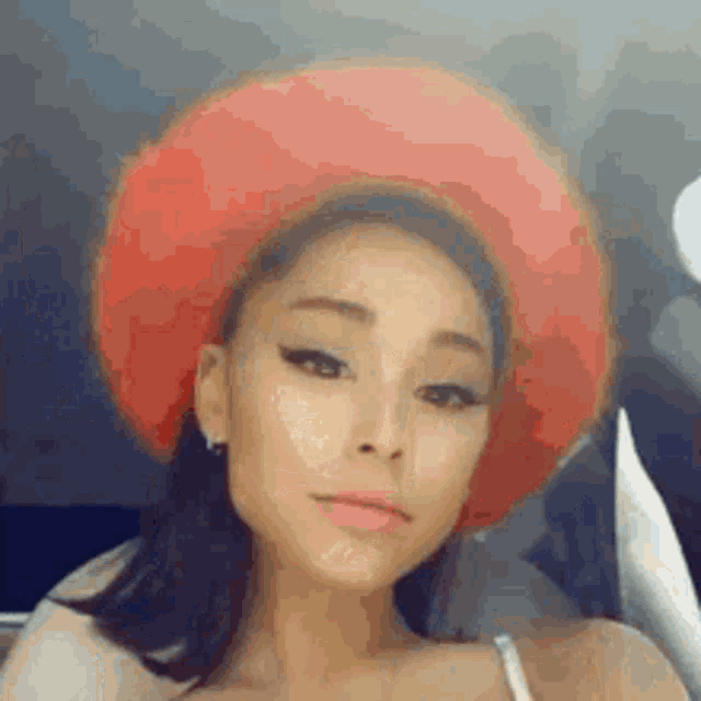 Ariana Grande GIF