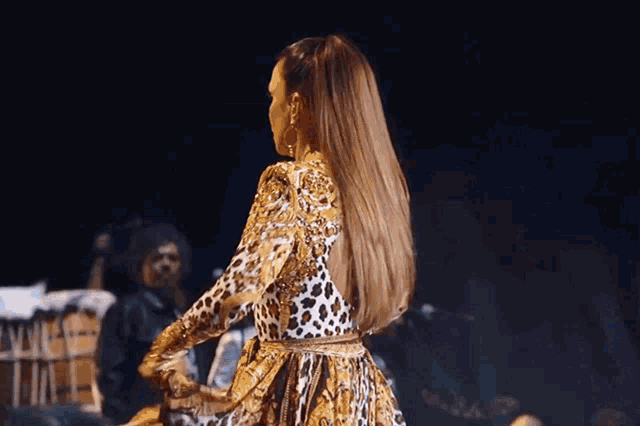 Is Live Ivete Live Experience GIF - Is Live Ivete Live Experience Live Experience GIFs