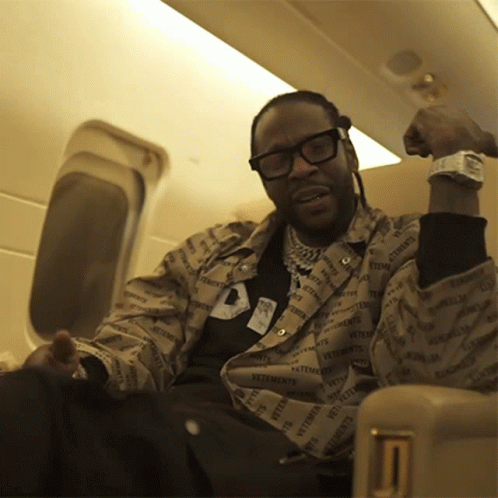 Looking At Time 2chainz GIF - Looking At Time 2chainz Cant Relate Song GIFs