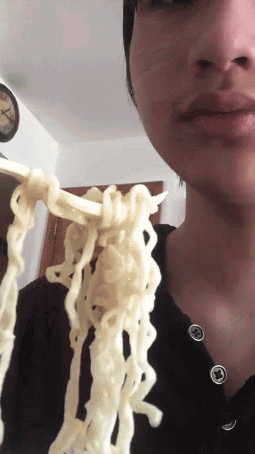 Ramen Hungry GIF - Ramen Hungry Noodles GIFs