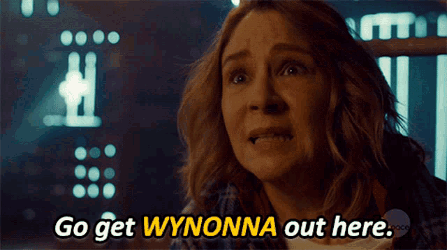 Wynonna Earp Michelle Gibson GIF - Wynonna Earp Michelle Gibson Go Get Wynonna GIFs