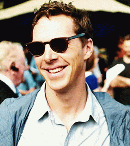 Chuckle Benedict Cumberbatch GIF - Chuckle Benedict Cumberbatch Smile GIFs