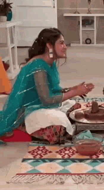 Surbhi Chandna Laughing GIF - Surbhi Chandna Laughing Clay GIFs