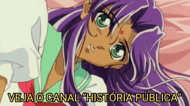 a picture of a girl with purple hair and the words veja o canal historia publica on the bottom