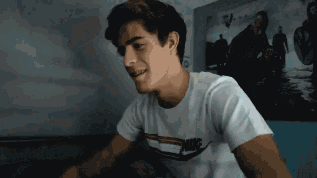 Cover Bed GIF - Cover Bed Scared GIFs