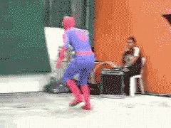 Funny Spiderman GIF - Funny Spiderman Exhibition GIFs