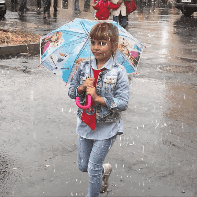 Princess In The Rain Umbrella GIF - Princess In The Rain Umbrella Raining GIFs