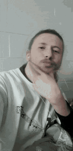 Posthonklone Selfie GIF