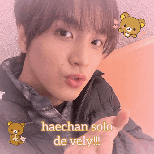 a picture of a man with the words haechan solo de vely written on it
