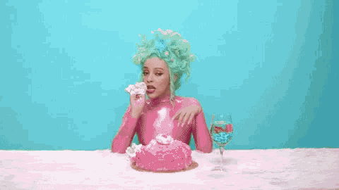 Doja Cat On The Phone GIF - Doja Cat On The Phone Chatting On The Phone GIFs