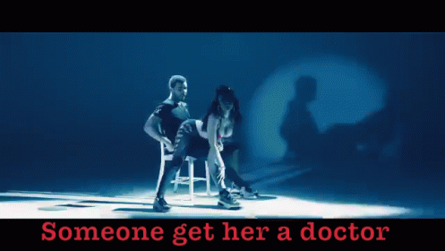 Someone Get Her A Doctor GIF - Nicki Minaj Anaconda Musicvideo GIFs