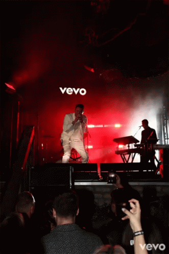 Concert Performing GIF - Concert Performing Singing GIFs