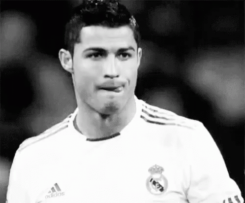 Guino De Ronaldo GIF - Ronaldo Cristianoronaldo Realmadrid GIFs
