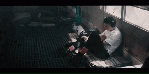 Yungblud Dom GIF - Yungblud Dom Hope For The Underrated Youth GIFs