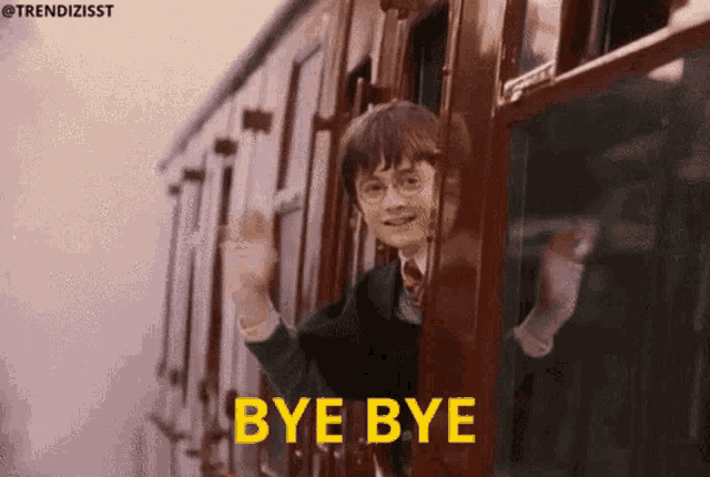 Harry Potter Bye Bye GIF - Harry Potter Bye Bye Goodbye GIFs